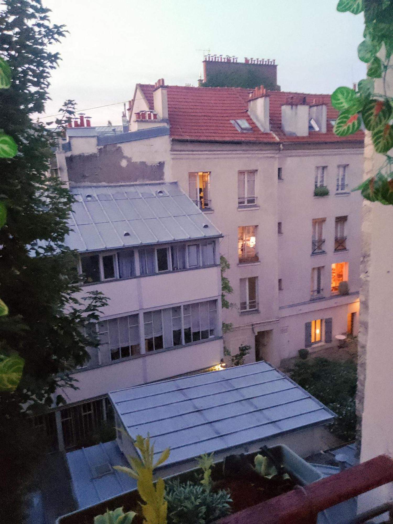 Studio In Montmartre Paris Exterior photo